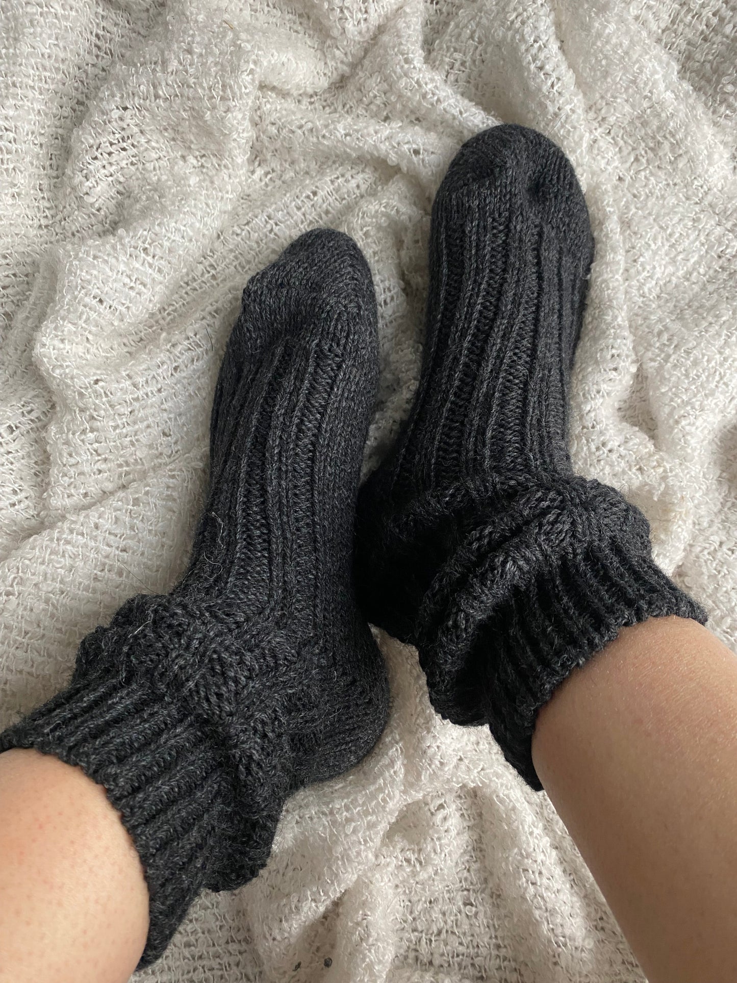 Alpaca Socks | Soft Warm Knit – Anthracite