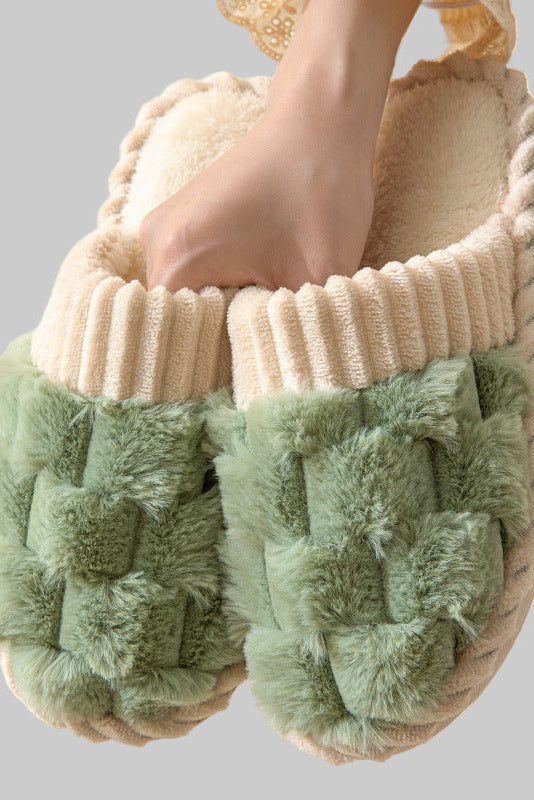 Cozy Slippers | Luxury Fur-Lined Design