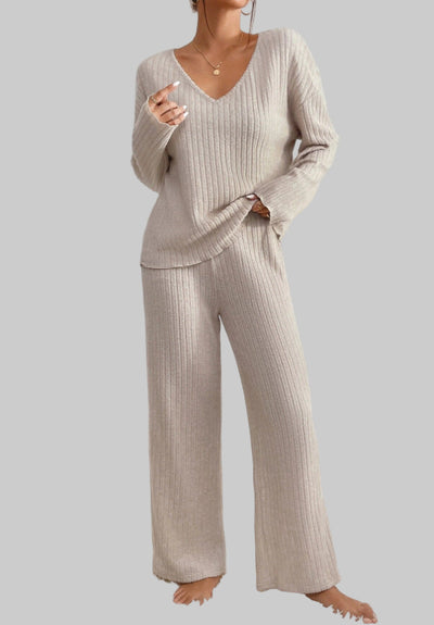 LenaKnit Set | Effortless Comfort & Elegance