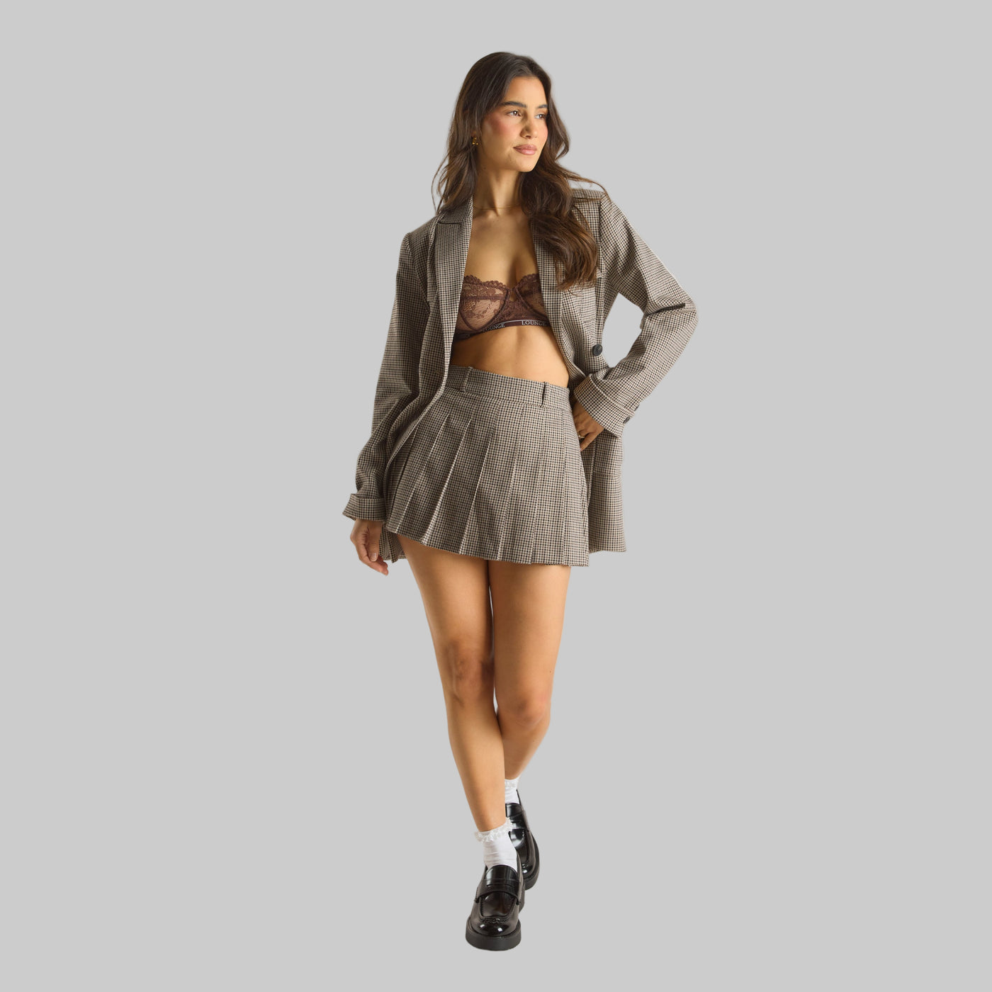 Houndstooth Mini Skirt | Chic Pattern Design