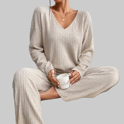 LenaKnit Set | Effortless Comfort & Elegance
